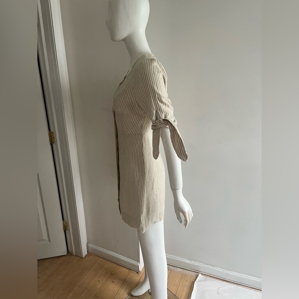AU8/US4 Shona Joy Short Sleeve Linen Mini Dress Beige Striped REVOLVE $360 - Picture 3 of 9